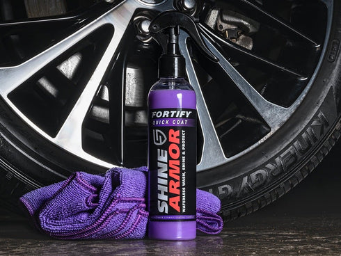 Kit Ceara ceramica auto pentru protectie raze UV, strat hidrofob, laveta microfibra