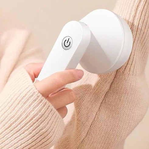 Aparat electric pentru curatat scame